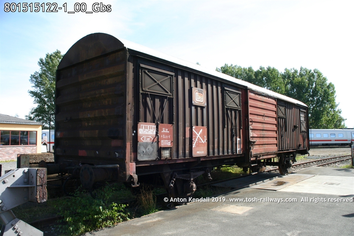 801515122-1_00_Gbs.jpg